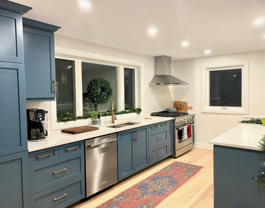 beautiful spacious kitchen in kitchener